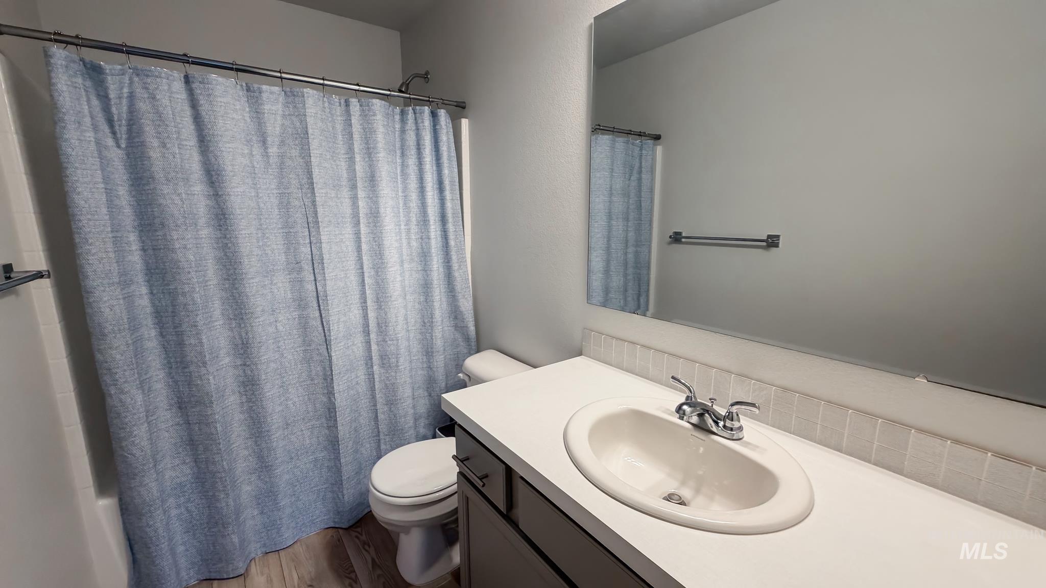 15422 Lutsen Ave, Caldwell, Idaho 83607, 5 Bedrooms, 2.5 Bathrooms, Residential For Sale, Price $529,000, 98970027