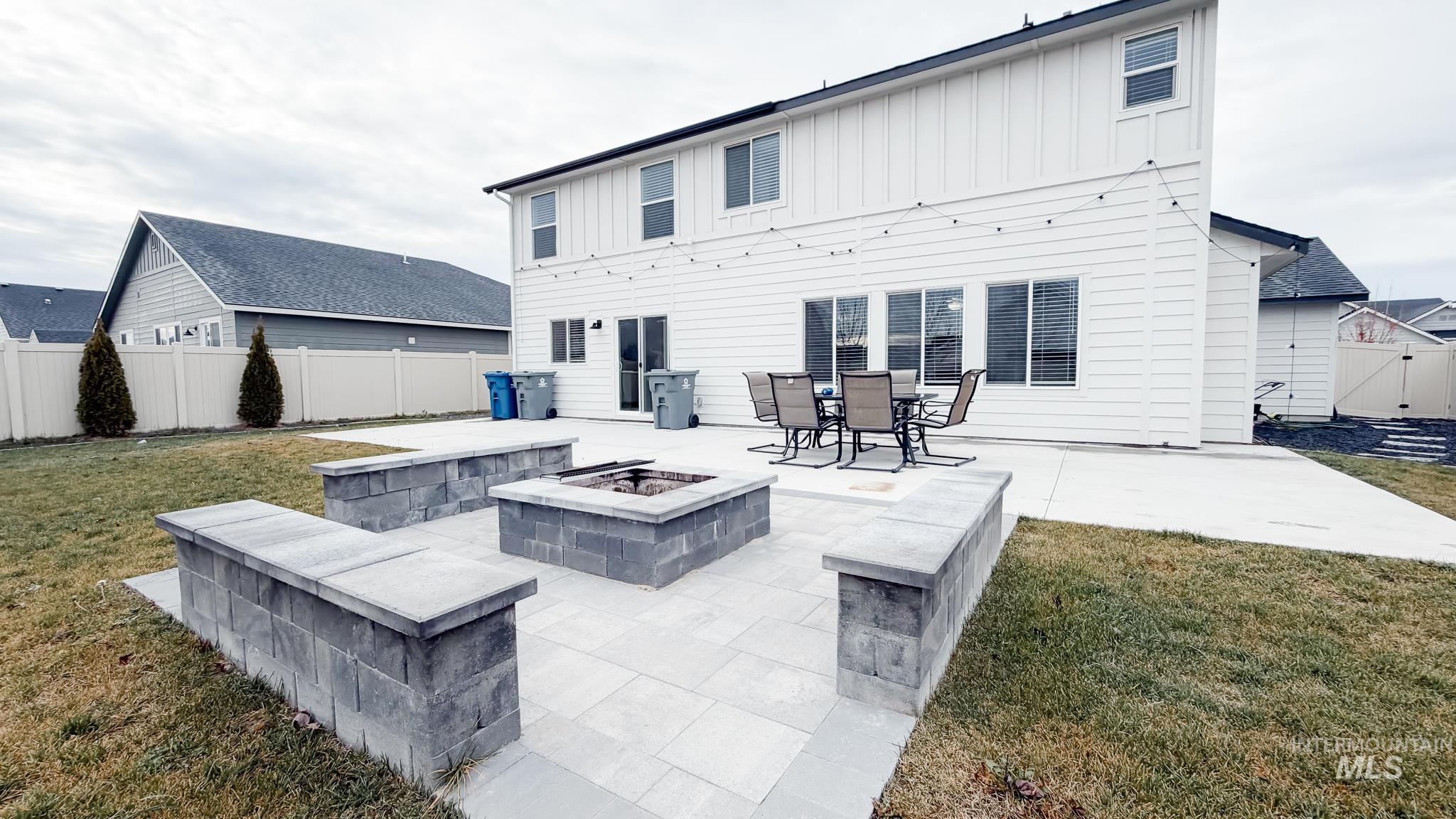 15422 Lutsen Ave, Caldwell, Idaho 83607, 5 Bedrooms, 2.5 Bathrooms, Residential For Sale, Price $529,000, 98970027