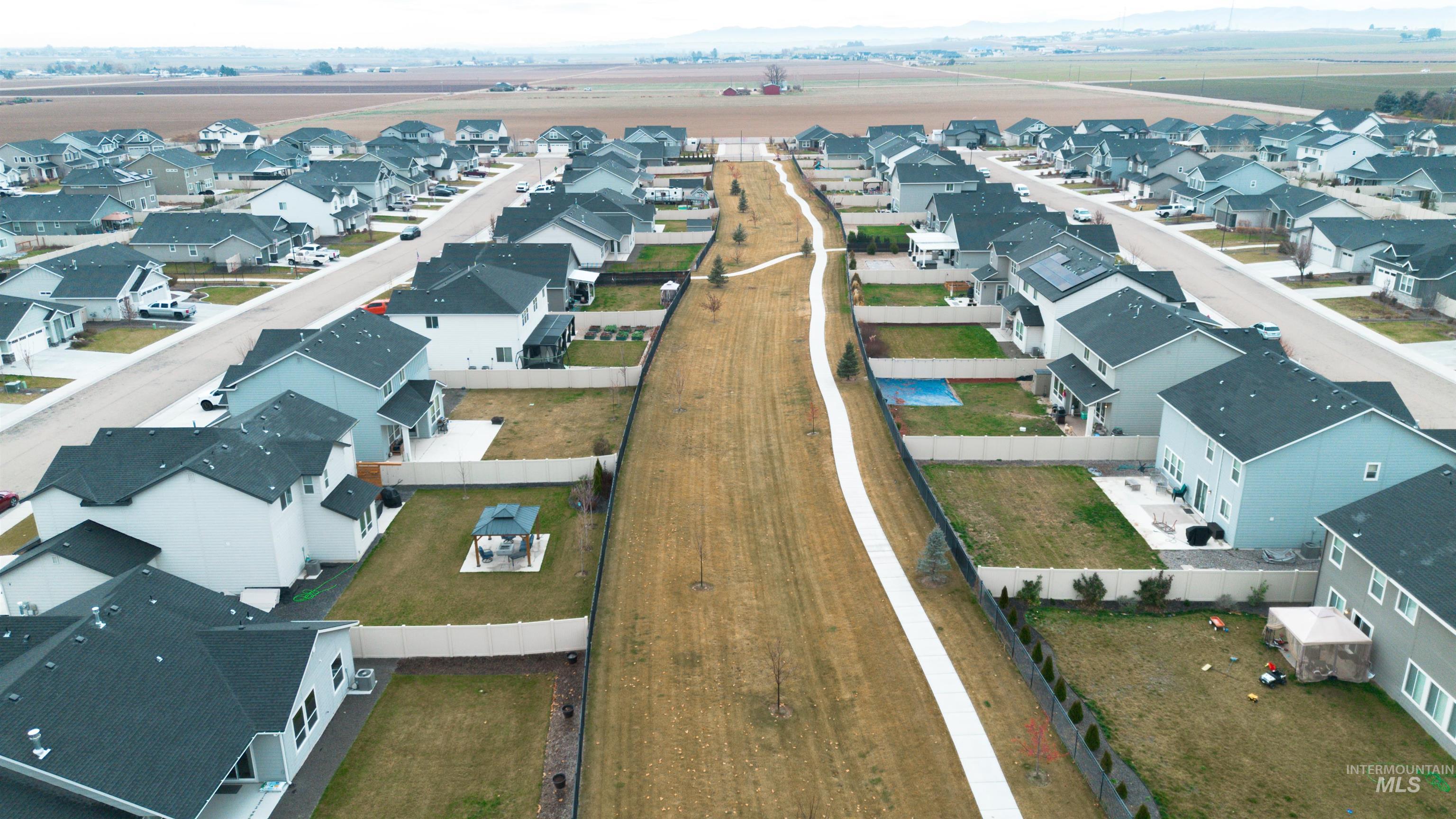 15422 Lutsen Ave, Caldwell, Idaho 83607, 5 Bedrooms, 2.5 Bathrooms, Residential For Sale, Price $529,000, 98970027