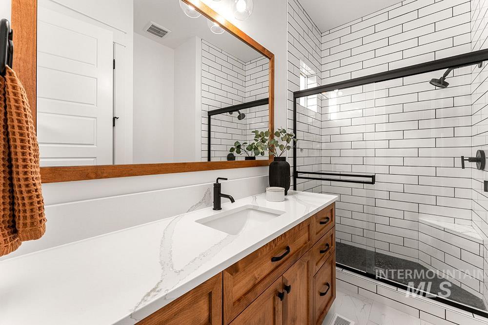 5285 W Maggio Dr., Meridian, Idaho 83646, 6 Bedrooms, 6.5 Bathrooms, Residential For Sale, Price $1,195,000, 98970030