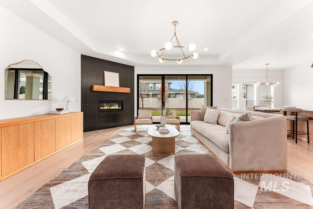 5285 W Maggio Dr., Meridian, Idaho 83646, 6 Bedrooms, 6.5 Bathrooms, Residential For Sale, Price $1,195,000, 98970030