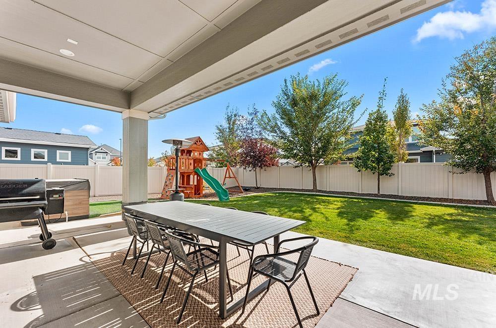 5285 W Maggio Dr., Meridian, Idaho 83646, 6 Bedrooms, 6.5 Bathrooms, Residential For Sale, Price $1,195,000, 98970030