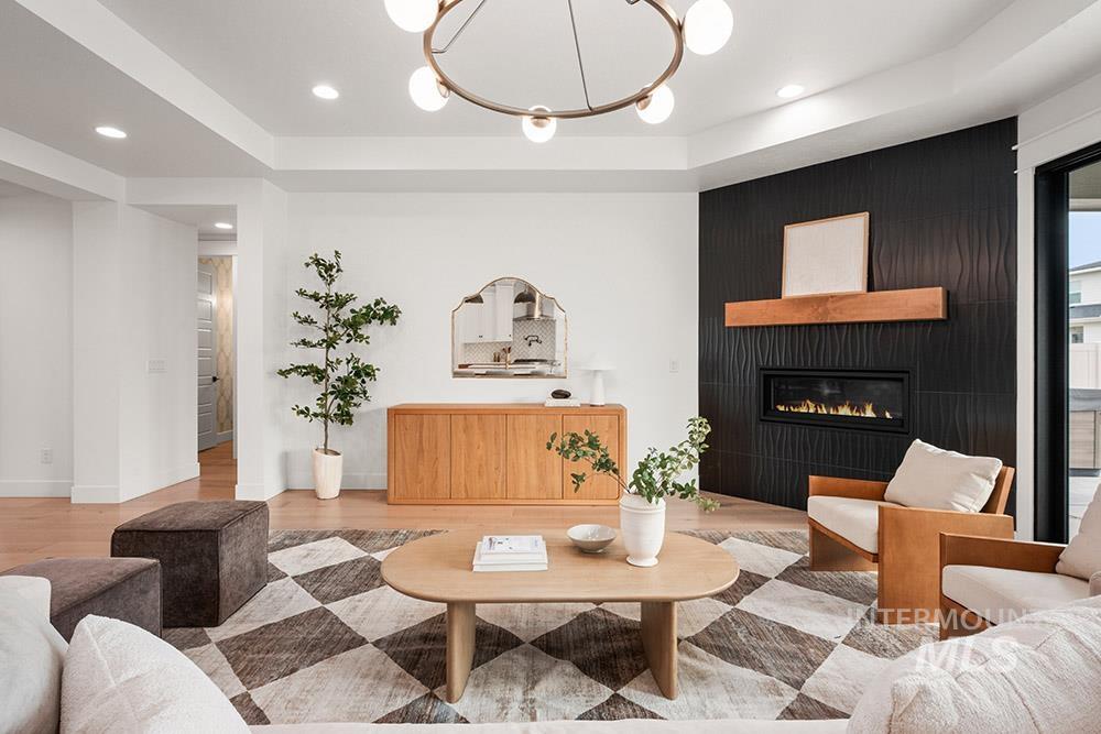 5285 W Maggio Dr., Meridian, Idaho 83646, 6 Bedrooms, 6.5 Bathrooms, Residential For Sale, Price $1,195,000, 98970030