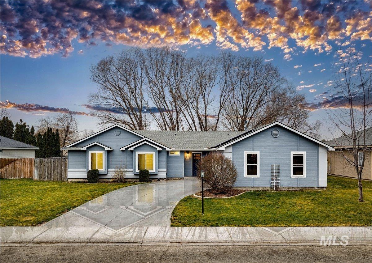 411 Hawthorne St, Nampa, Idaho 83686, 4 Bedrooms, 2 Bathrooms, Residential For Sale, Price $470,000, 98970032