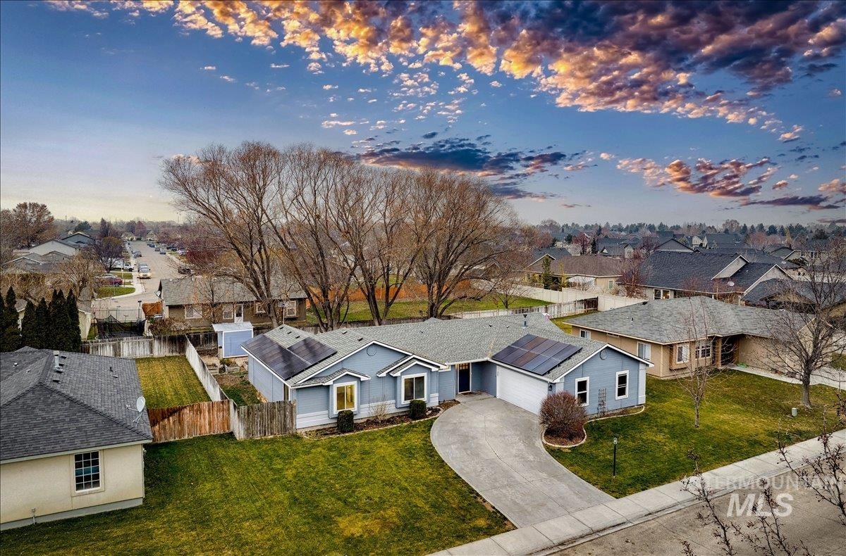 411 Hawthorne St, Nampa, Idaho 83686, 4 Bedrooms, 2 Bathrooms, Residential For Sale, Price $470,000, 98970032