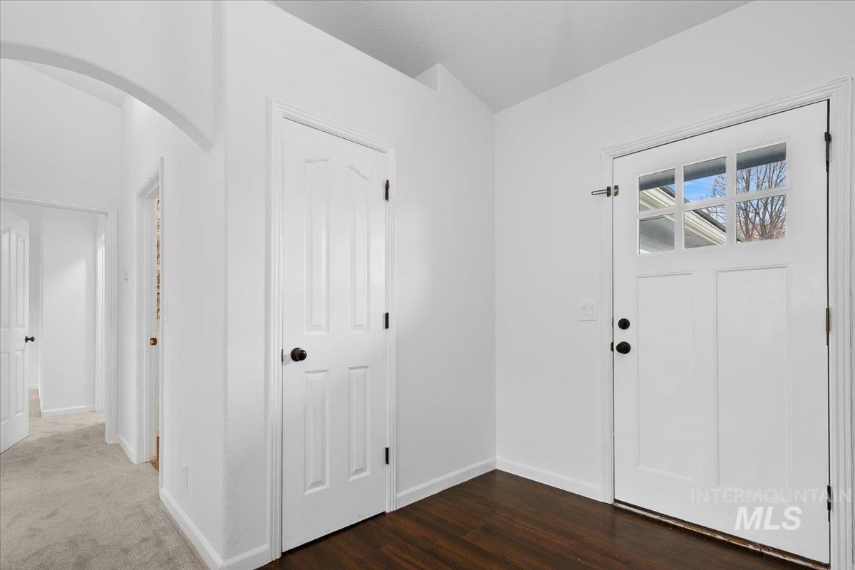 411 Hawthorne St, Nampa, Idaho 83686, 4 Bedrooms, 2 Bathrooms, Residential For Sale, Price $470,000, 98970032