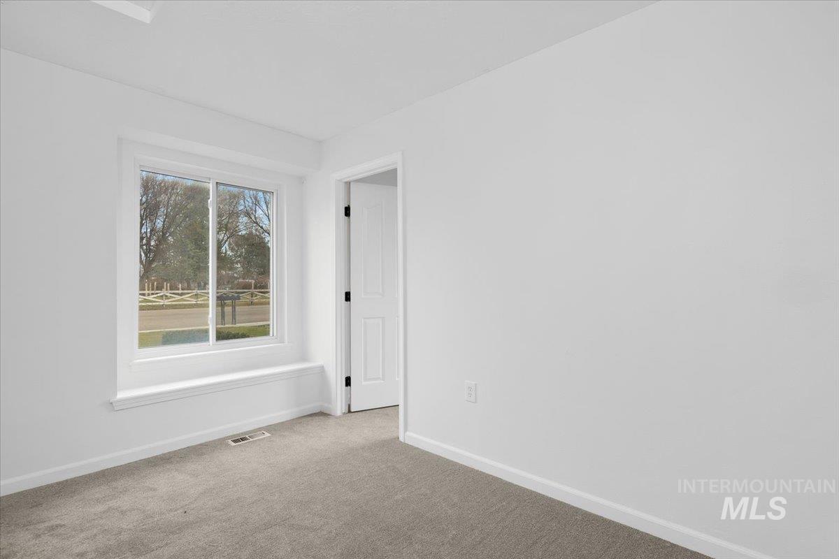 411 Hawthorne St, Nampa, Idaho 83686, 4 Bedrooms, 2 Bathrooms, Residential For Sale, Price $470,000, 98970032