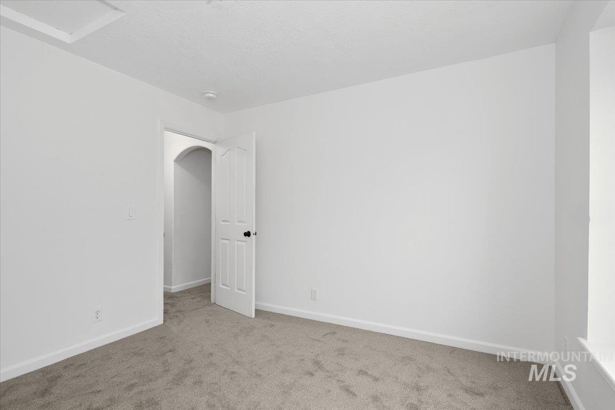 411 Hawthorne St, Nampa, Idaho 83686, 4 Bedrooms, 2 Bathrooms, Residential For Sale, Price $470,000, 98970032