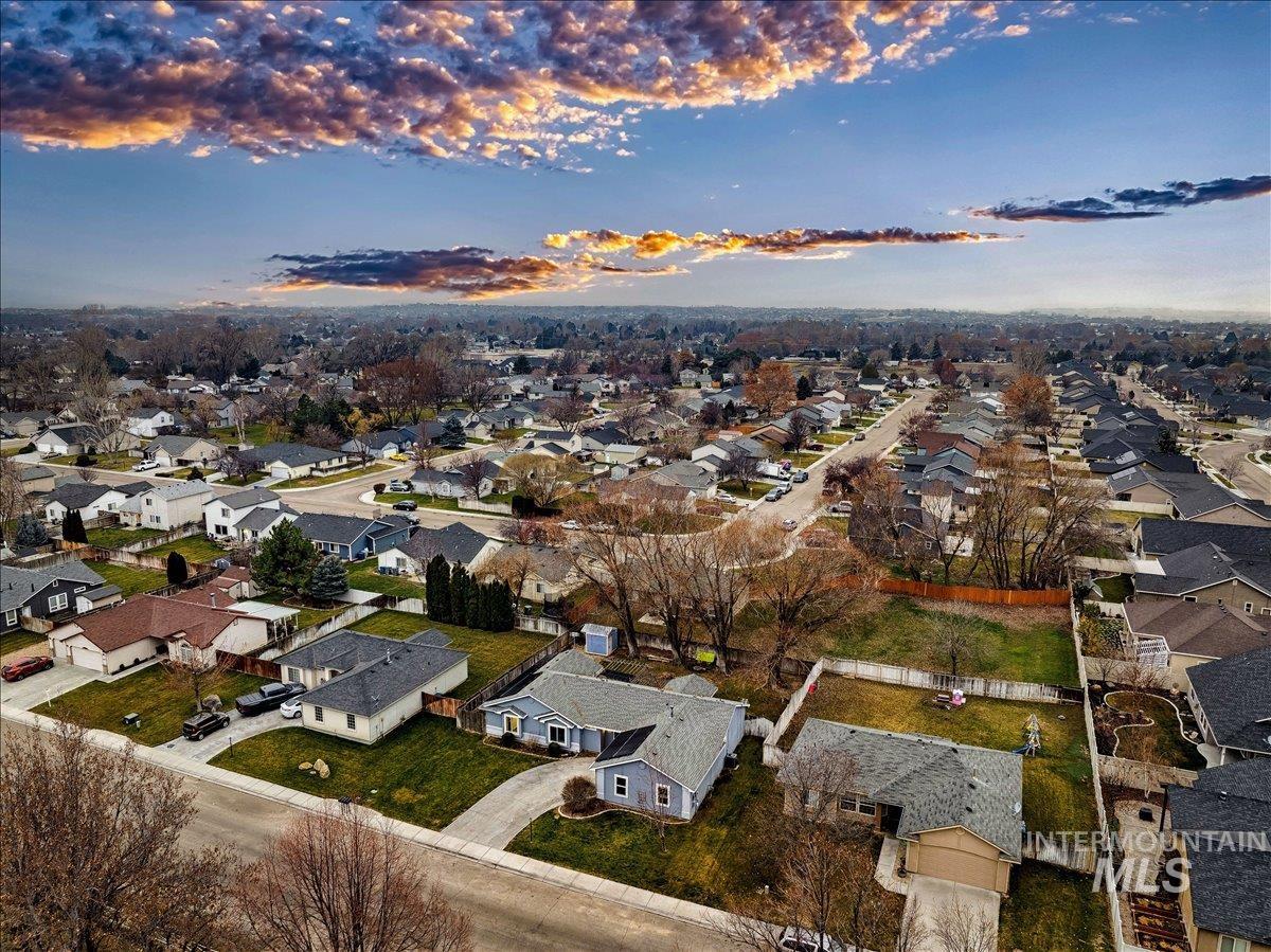 411 Hawthorne St, Nampa, Idaho 83686, 4 Bedrooms, 2 Bathrooms, Residential For Sale, Price $470,000, 98970032
