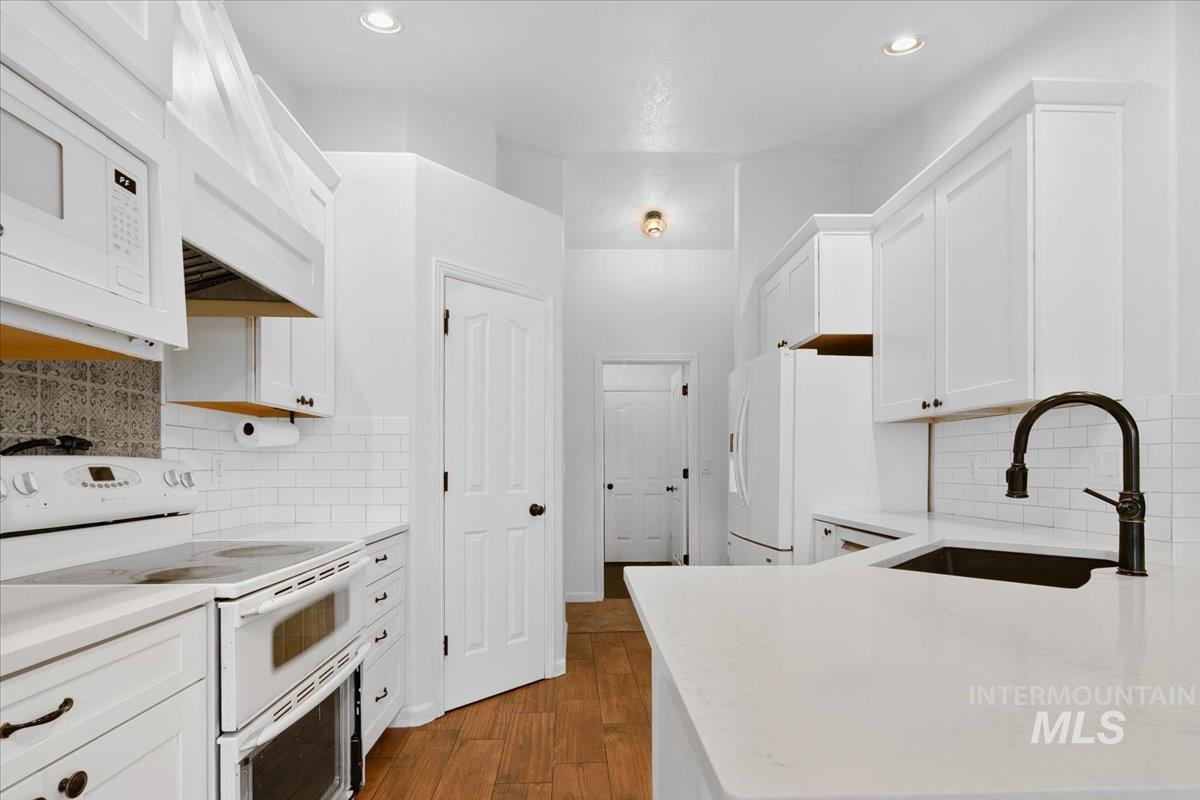 411 Hawthorne St, Nampa, Idaho 83686, 4 Bedrooms, 2 Bathrooms, Residential For Sale, Price $470,000, 98970032