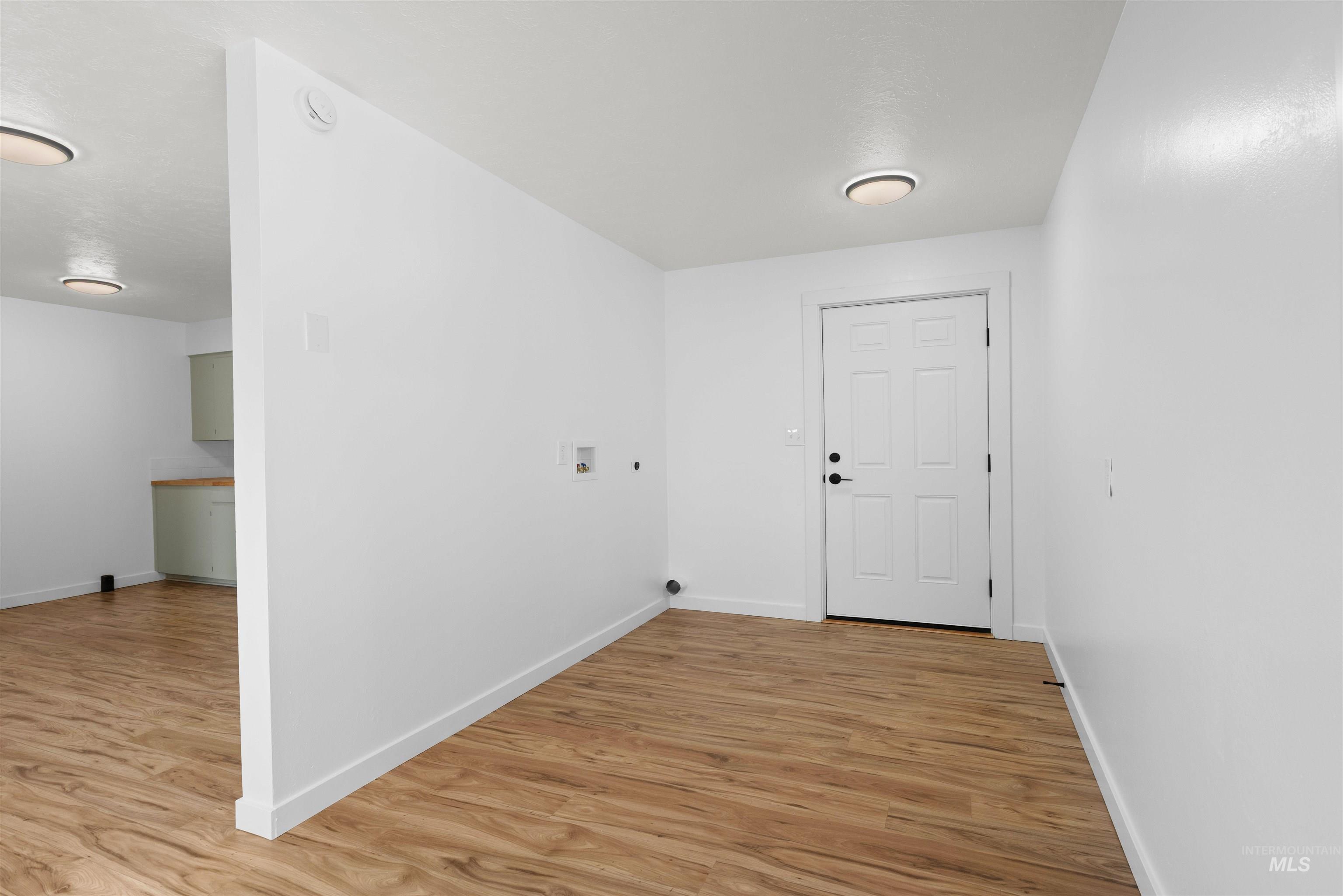 850 Riverside Ave, Grand View, Idaho 83624, 3 Bedrooms, 1 Bathroom, Residential For Sale, Price $239,990, 98970035