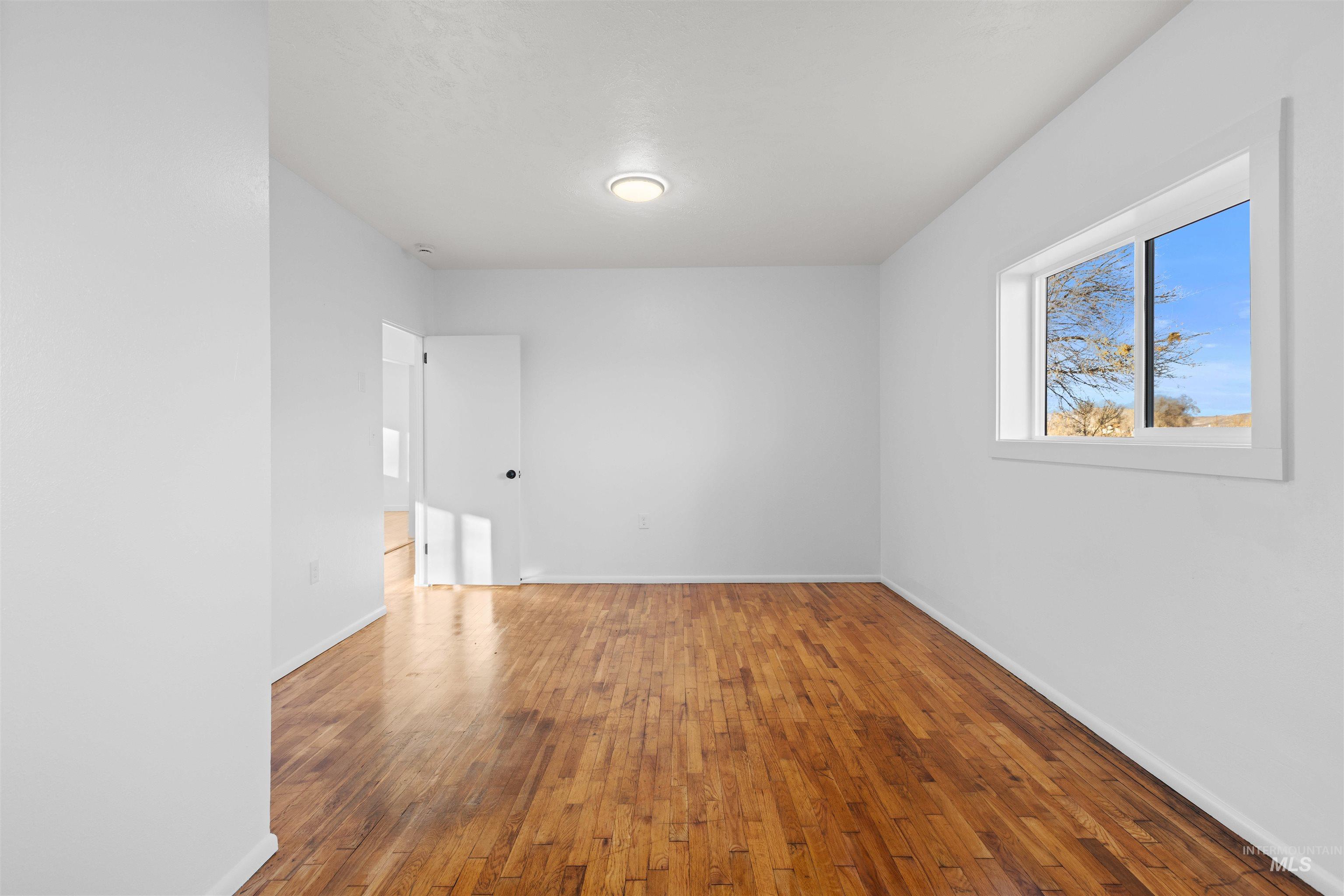 850 Riverside Ave, Grand View, Idaho 83624, 3 Bedrooms, 1 Bathroom, Residential For Sale, Price $239,990, 98970035