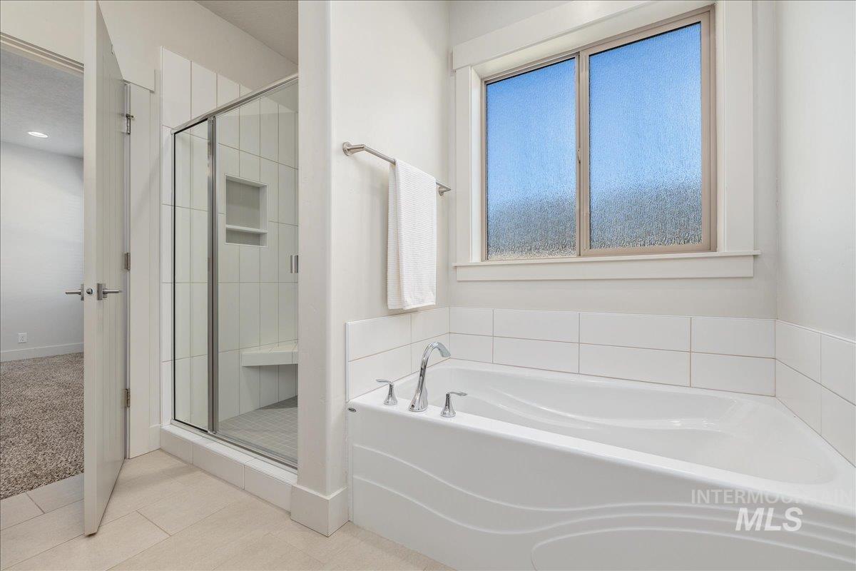 2415 W Sheridan Ave, Nampa, Idaho 83686, 3 Bedrooms, 2 Bathrooms, Residential For Sale, Price $485,000, 98970040