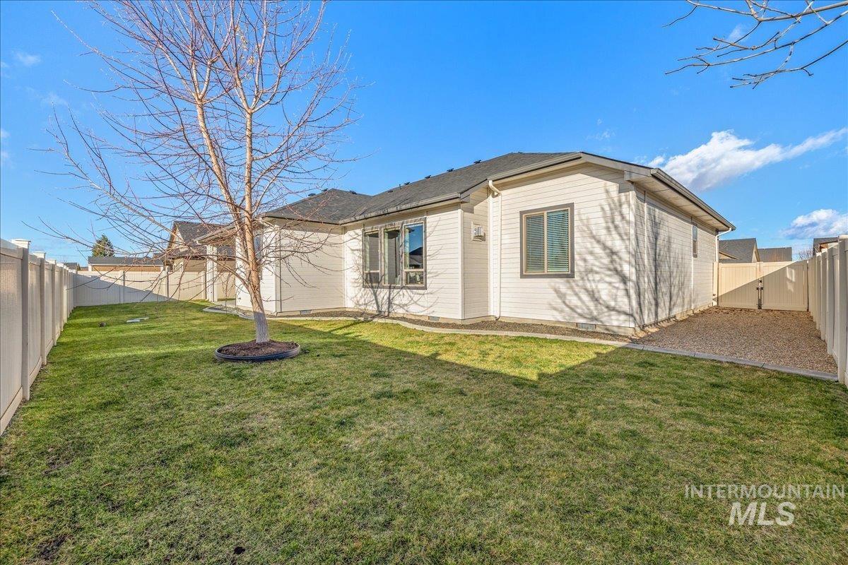 2415 W Sheridan Ave, Nampa, Idaho 83686, 3 Bedrooms, 2 Bathrooms, Residential For Sale, Price $485,000, 98970040