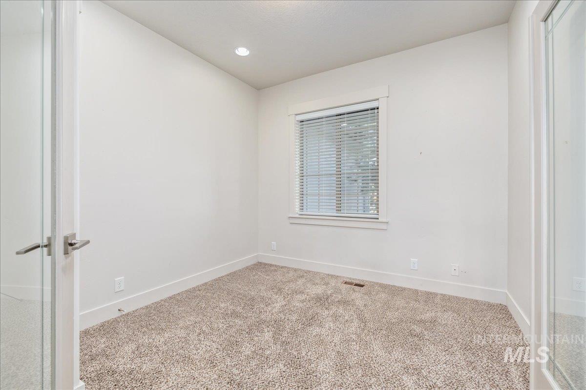 2415 W Sheridan Ave, Nampa, Idaho 83686, 3 Bedrooms, 2 Bathrooms, Residential For Sale, Price $485,000, 98970040