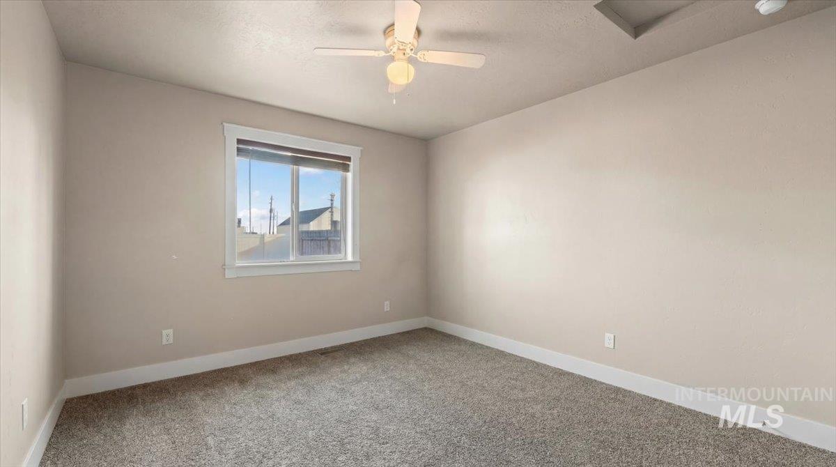 100 Covered Wagon Ct, Wilder, Idaho 83676, 3 Bedrooms, 2 Bathrooms, Residential For Sale, Price $310,000, 98970041