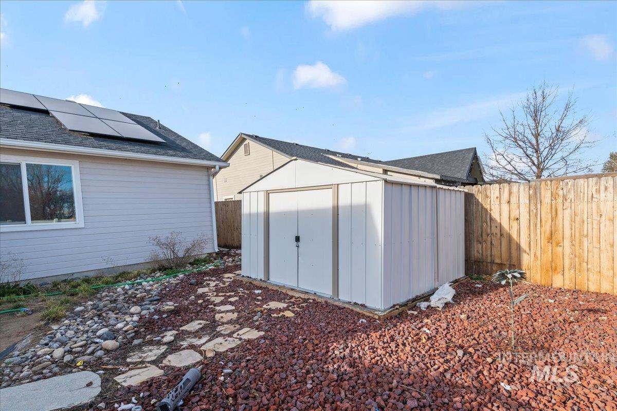 100 Covered Wagon Ct, Wilder, Idaho 83676, 3 Bedrooms, 2 Bathrooms, Residential For Sale, Price $310,000, 98970041