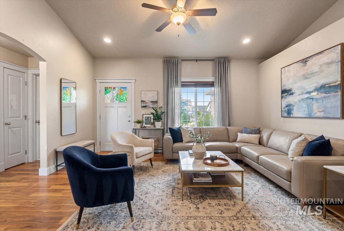 100 Covered Wagon Ct, Wilder, Idaho 83676, 3 Bedrooms, 2 Bathrooms, Residential For Sale, Price $310,000, 98970041