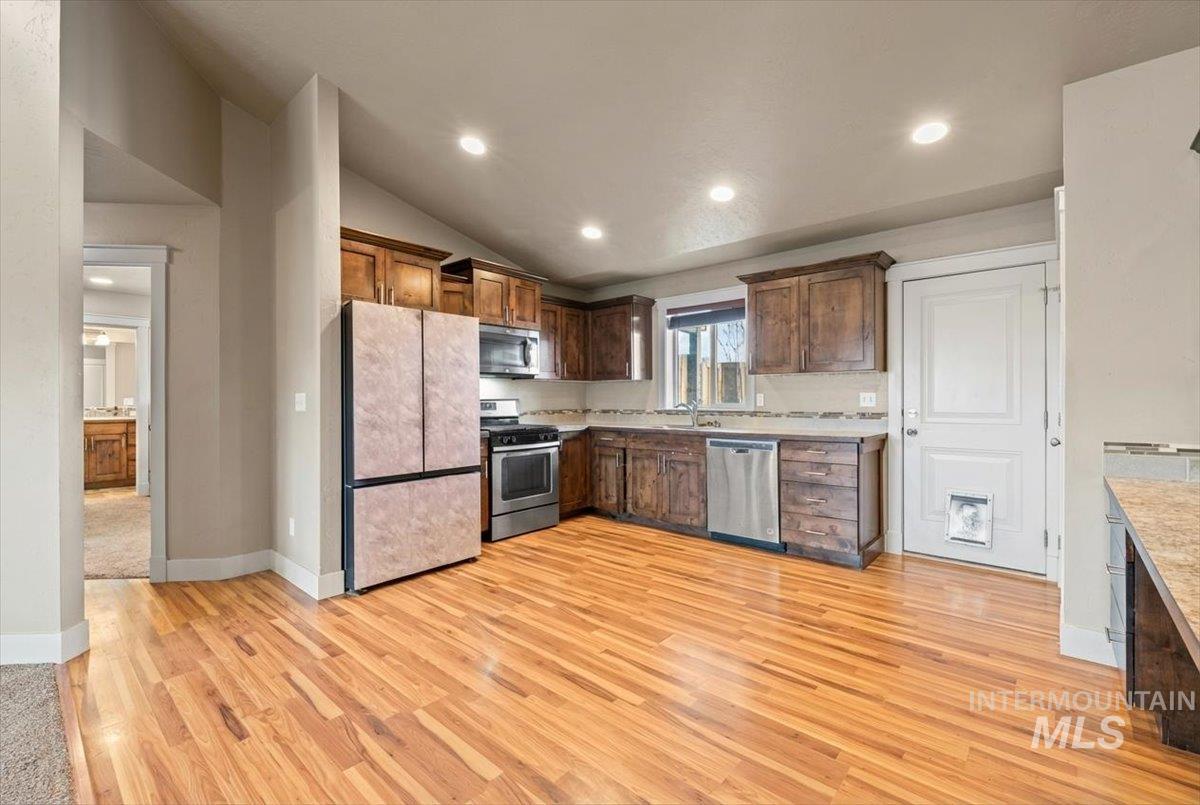 100 Covered Wagon Ct, Wilder, Idaho 83676, 3 Bedrooms, 2 Bathrooms, Residential For Sale, Price $310,000, 98970041