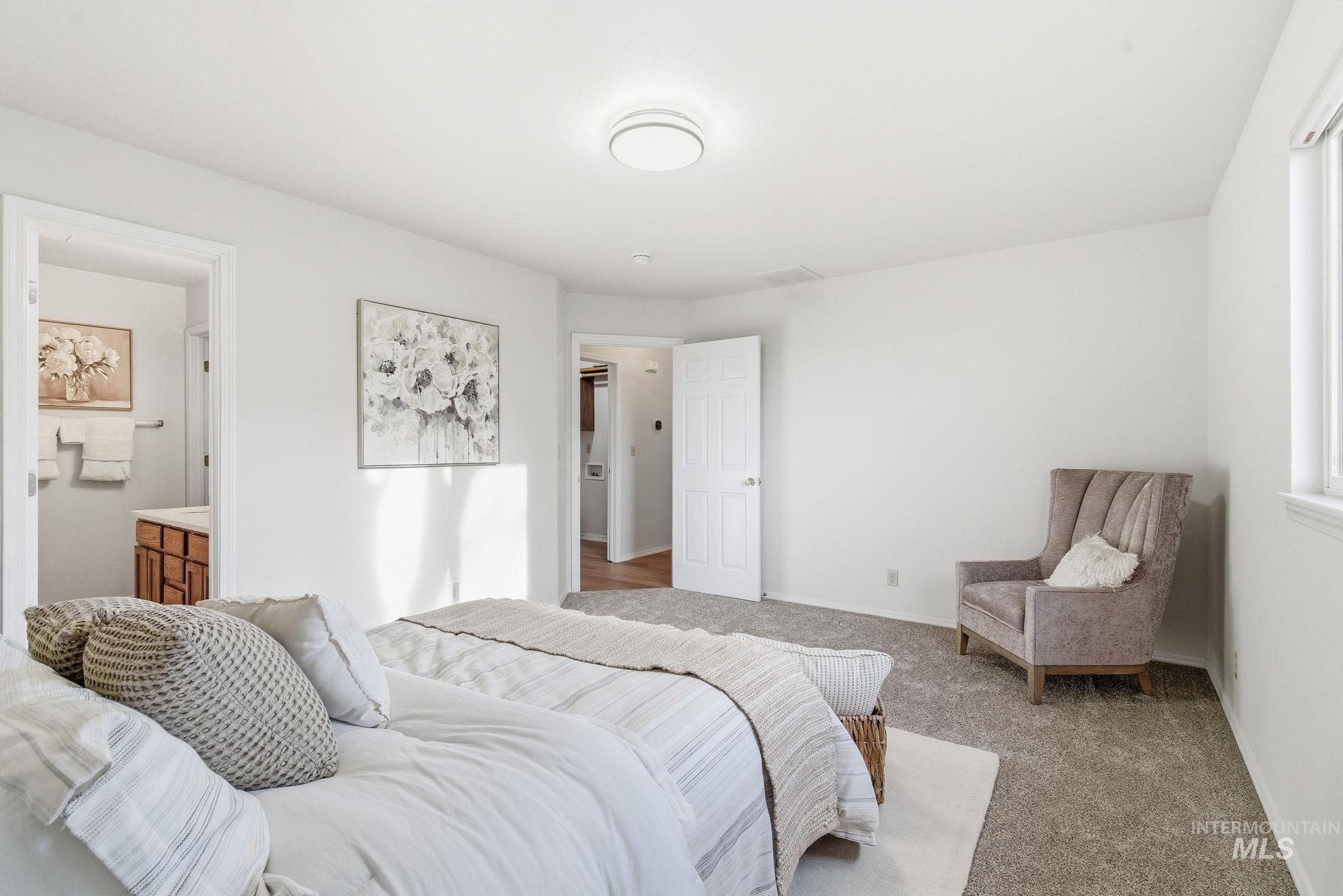 2255 E Grapewood Dr, Meridian, Idaho 83646, 3 Bedrooms, 2 Bathrooms, Residential For Sale, Price $412,000, 98970050