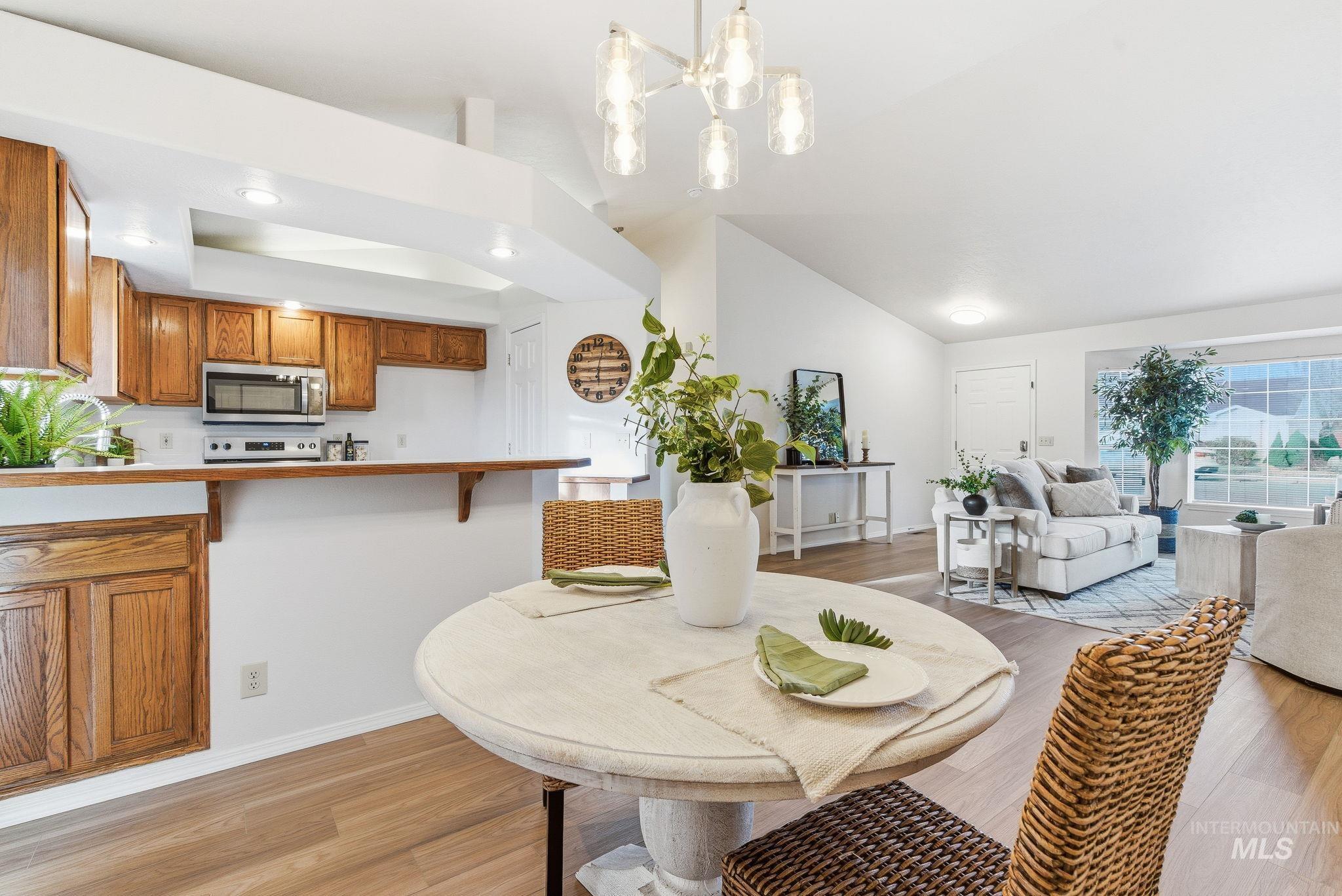 2255 E Grapewood Dr, Meridian, Idaho 83646, 3 Bedrooms, 2 Bathrooms, Residential For Sale, Price $412,000, 98970050