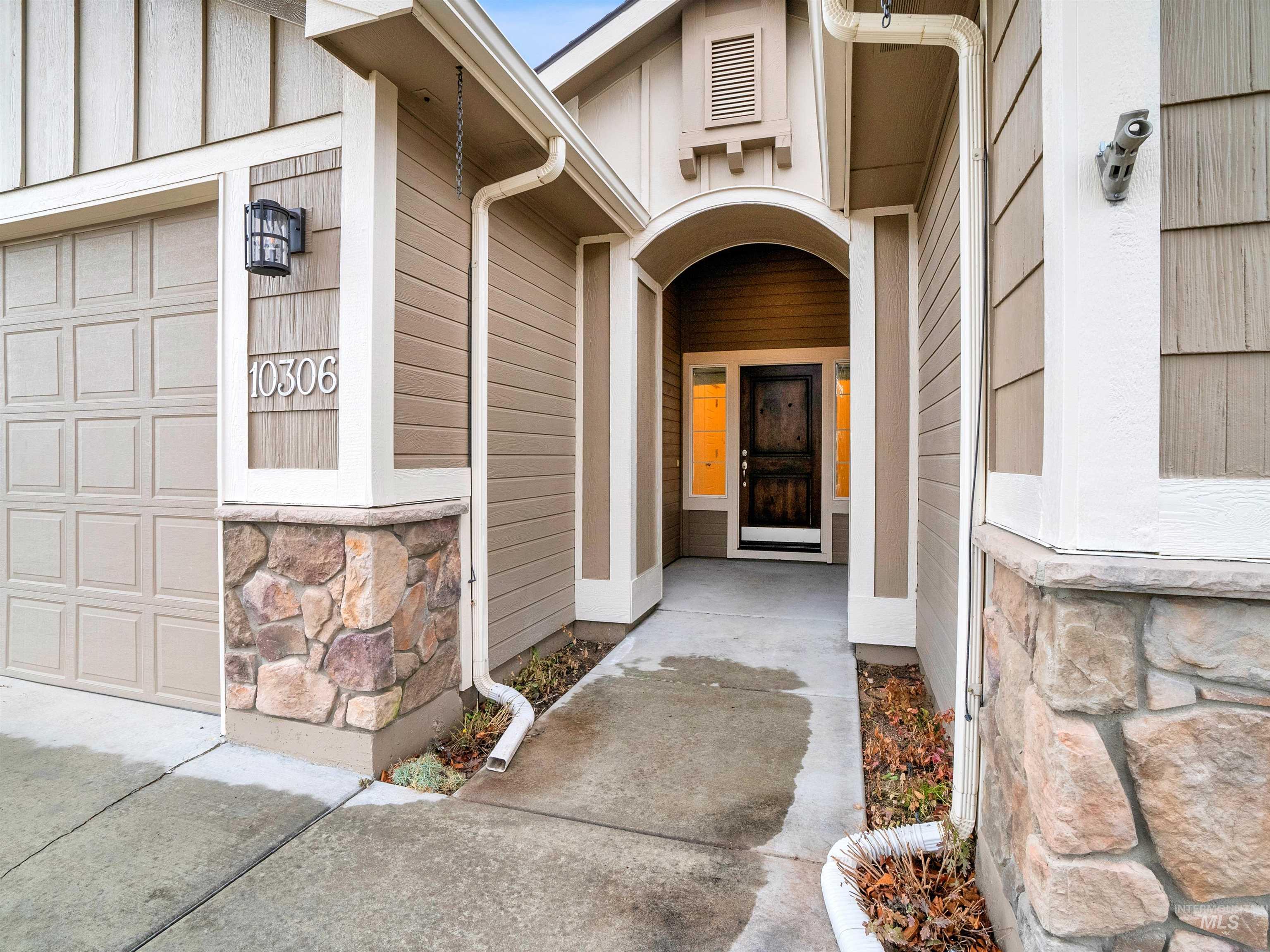 10306 Fallow Field, Nampa, Idaho 83687, 3 Bedrooms, 2 Bathrooms, Residential For Sale, Price $439,900, 98970051