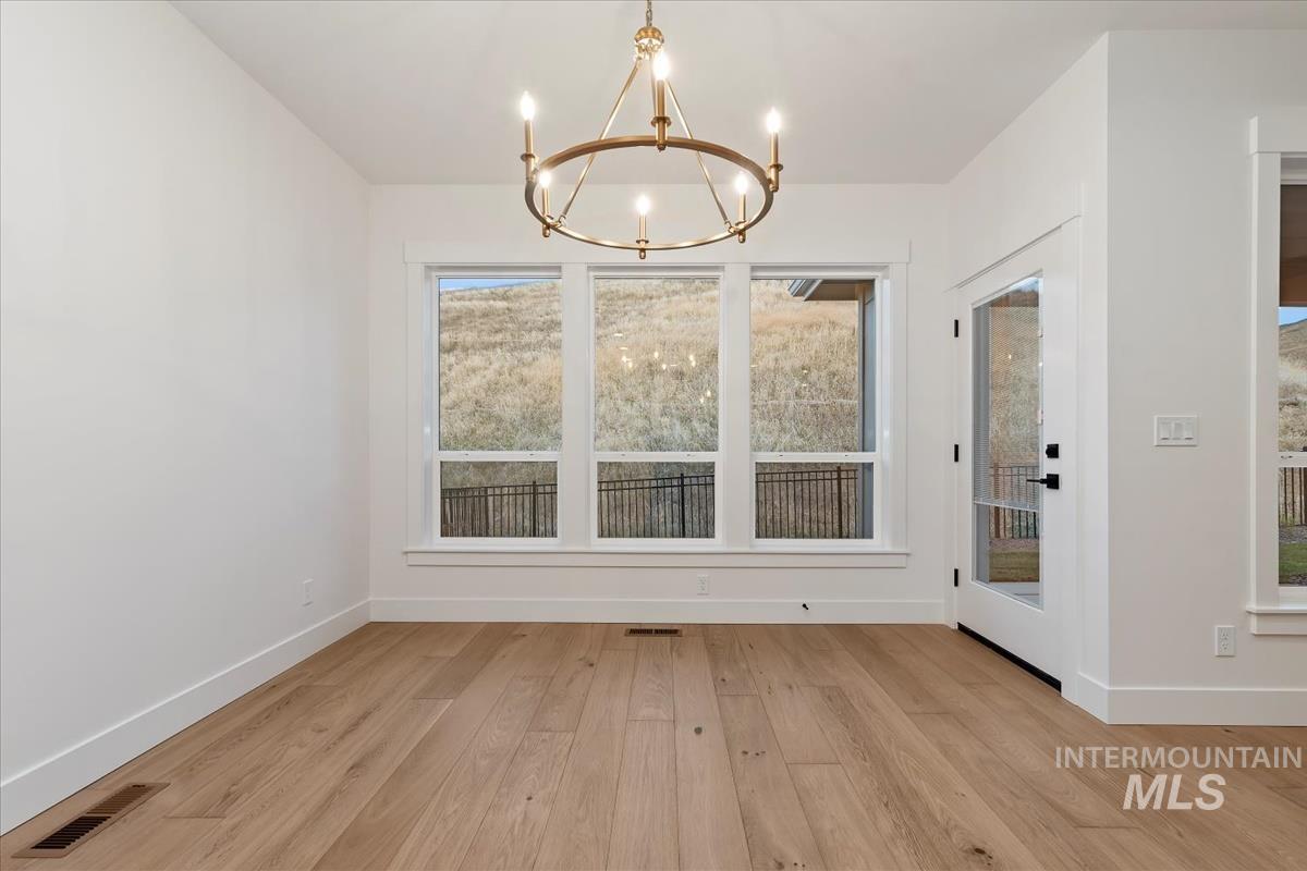 6604 N Good Dr., Eagle, Idaho 83629, 3 Bedrooms, 2.5 Bathrooms, Residential For Sale, Price $629,880, 98970053