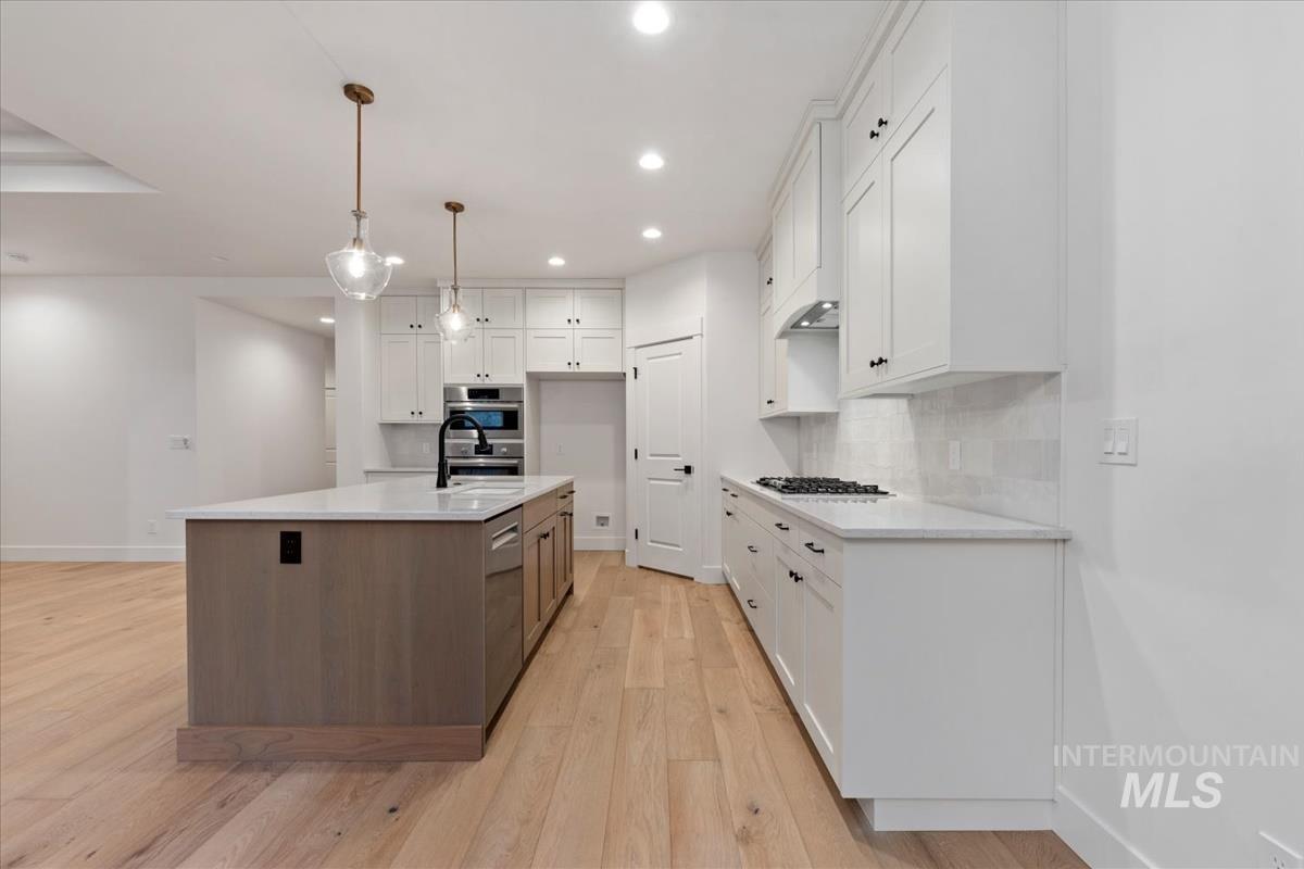 6604 N Good Dr., Eagle, Idaho 83629, 3 Bedrooms, 2.5 Bathrooms, Residential For Sale, Price $629,880, 98970053