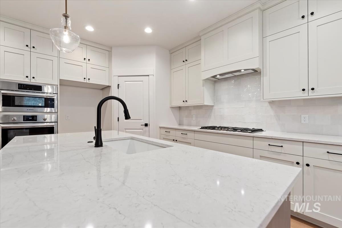 6604 N Good Dr., Eagle, Idaho 83629, 3 Bedrooms, 2.5 Bathrooms, Residential For Sale, Price $629,880, 98970053