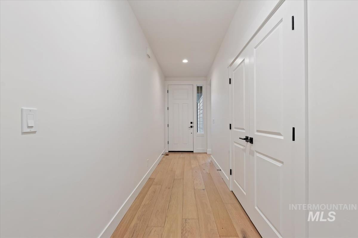 6604 N Good Dr., Eagle, Idaho 83629, 3 Bedrooms, 2.5 Bathrooms, Residential For Sale, Price $629,880, 98970053