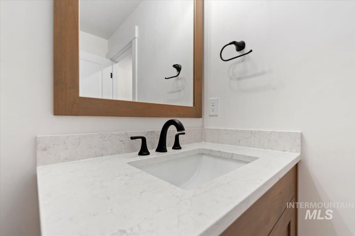 6604 N Good Dr., Eagle, Idaho 83629, 3 Bedrooms, 2.5 Bathrooms, Residential For Sale, Price $629,880, 98970053