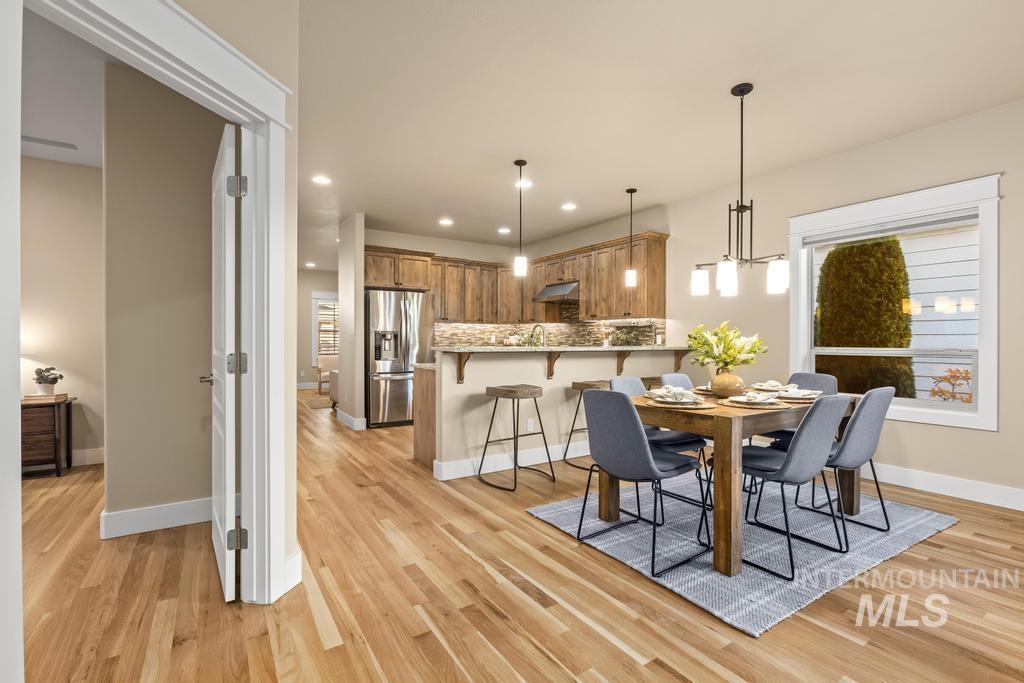 1243 E Prairiefire St, Meridian, Idaho 83646, 3 Bedrooms, 2 Bathrooms, Residential For Sale, Price $500,000, 98970054