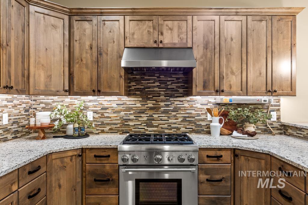 1243 E Prairiefire St, Meridian, Idaho 83646, 3 Bedrooms, 2 Bathrooms, Residential For Sale, Price $500,000, 98970054