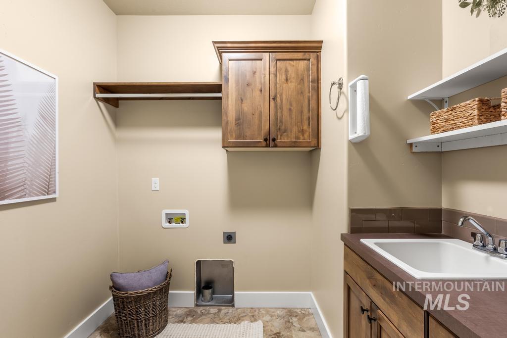 1243 E Prairiefire St, Meridian, Idaho 83646, 3 Bedrooms, 2 Bathrooms, Residential For Sale, Price $500,000, 98970054