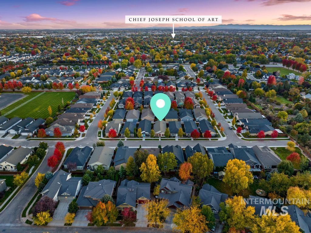 1243 E Prairiefire St, Meridian, Idaho 83646, 3 Bedrooms, 2 Bathrooms, Residential For Sale, Price $500,000, 98970054