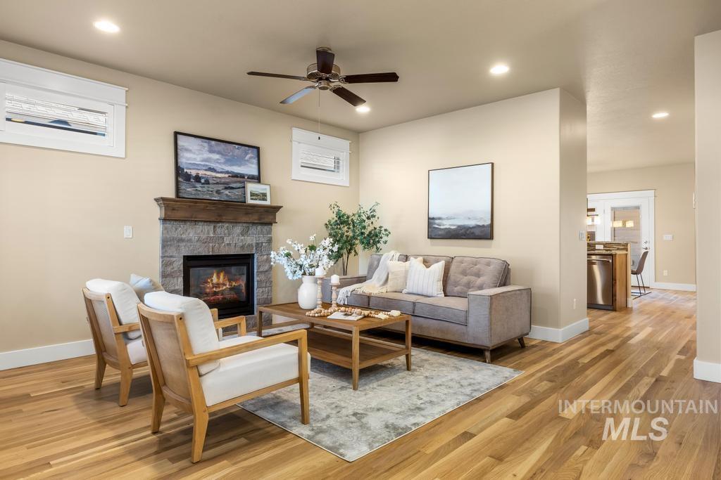 1243 E Prairiefire St, Meridian, Idaho 83646, 3 Bedrooms, 2 Bathrooms, Residential For Sale, Price $500,000, 98970054