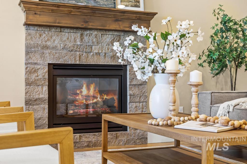 1243 E Prairiefire St, Meridian, Idaho 83646, 3 Bedrooms, 2 Bathrooms, Residential For Sale, Price $500,000, 98970054