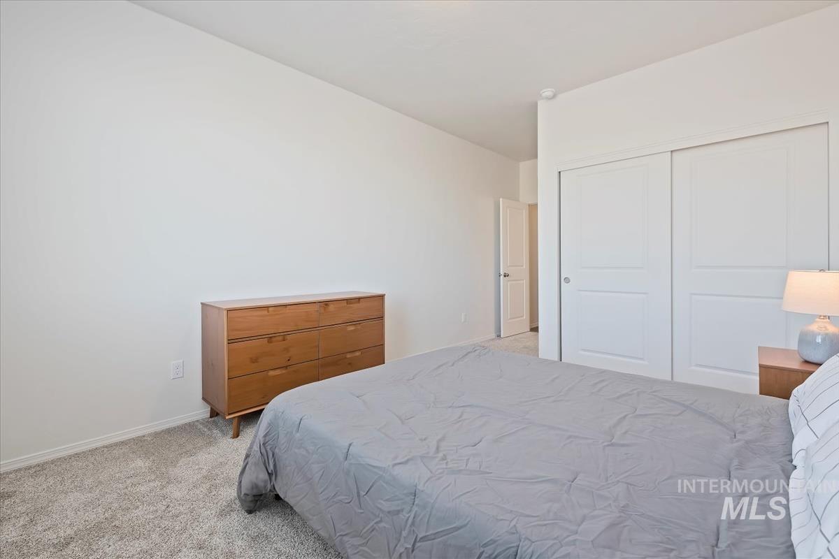 1849 NW Enterprise Way, Mountain Home, Idaho 83647, 2 Bedrooms, 2 Bathrooms, Residential For Sale, Price $299,000, 98970059