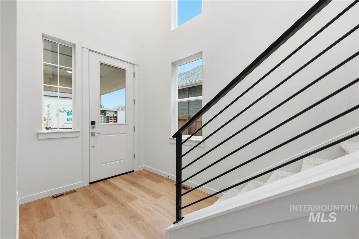 9647 W Kate Dr, Boise, Idaho 83714, 3 Bedrooms, 2.5 Bathrooms, Residential For Sale, Price $554,900, 98970060