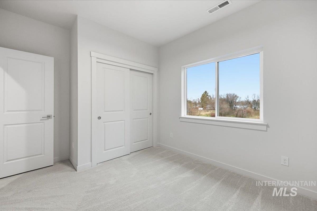 9647 W Kate Dr, Boise, Idaho 83714, 3 Bedrooms, 2.5 Bathrooms, Residential For Sale, Price $554,900, 98970060