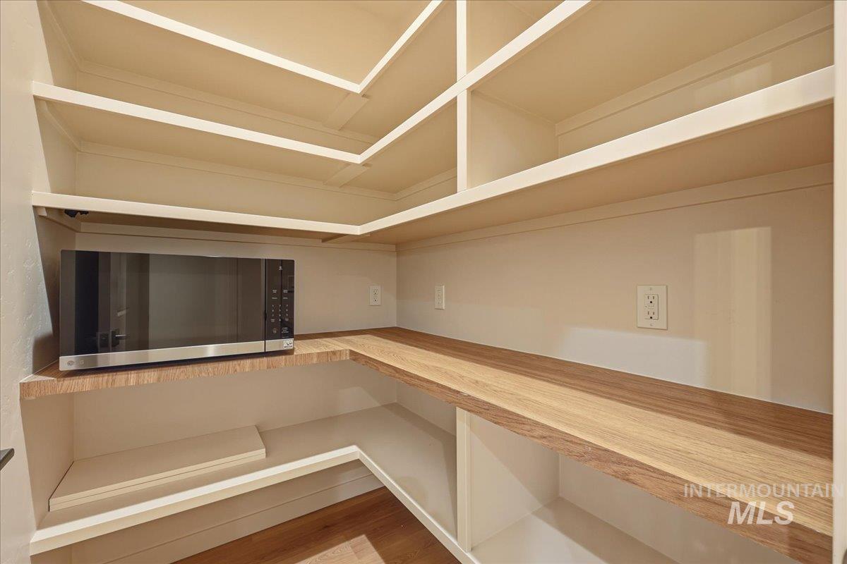 9647 W Kate Dr, Boise, Idaho 83714, 3 Bedrooms, 2.5 Bathrooms, Residential For Sale, Price $554,900, 98970060