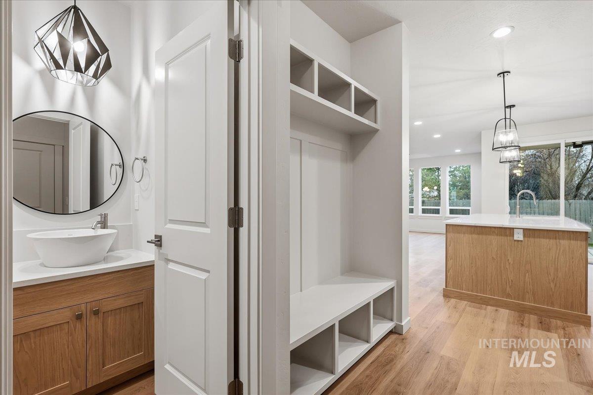 9647 W Kate Dr, Boise, Idaho 83714, 3 Bedrooms, 2.5 Bathrooms, Residential For Sale, Price $554,900, 98970060