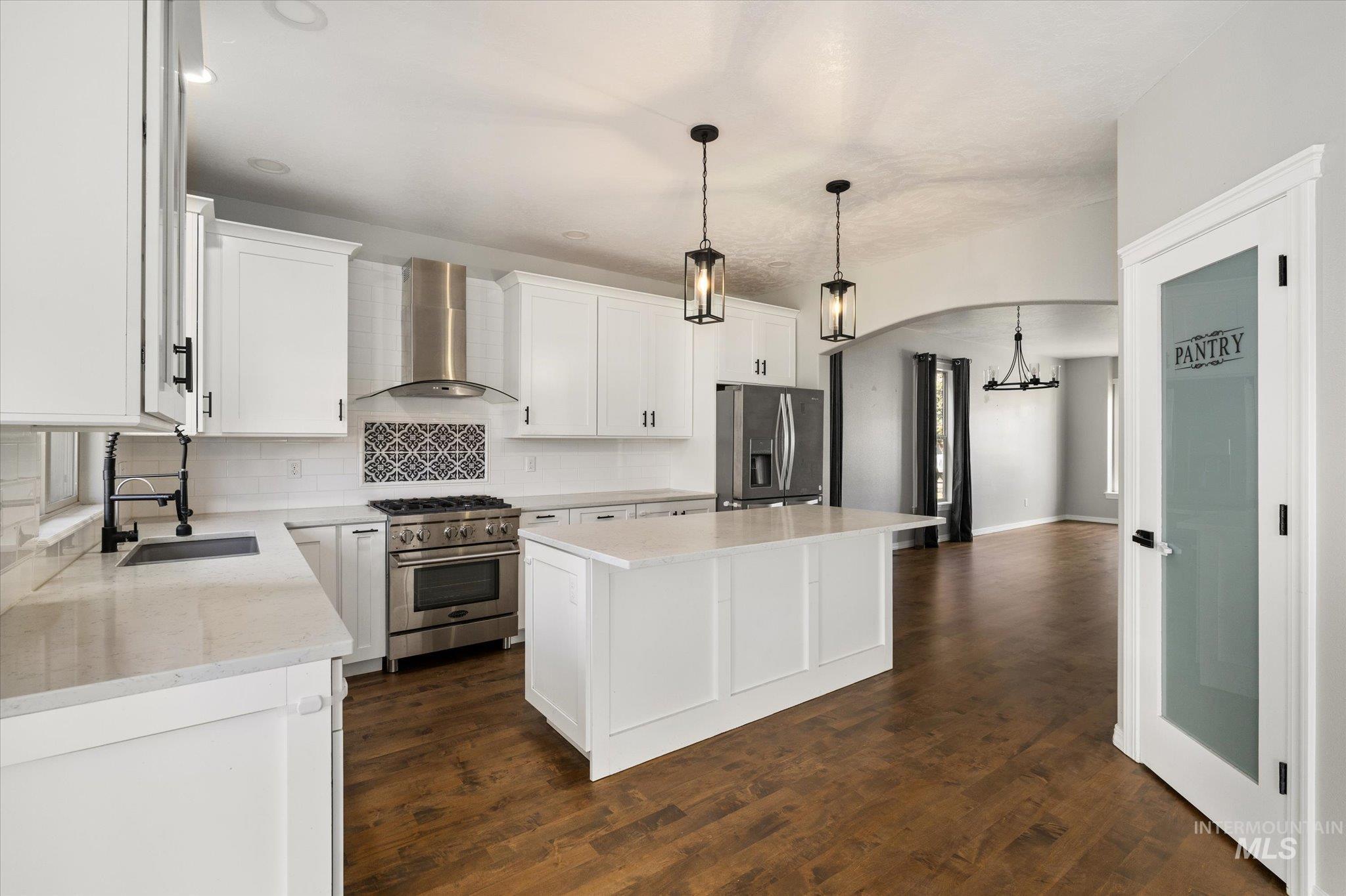 2910 S Mayflower Way, Boise, Idaho 83709-8567, 4 Bedrooms, 3 Bathrooms, Residential For Sale, Price $975,000, 98970061