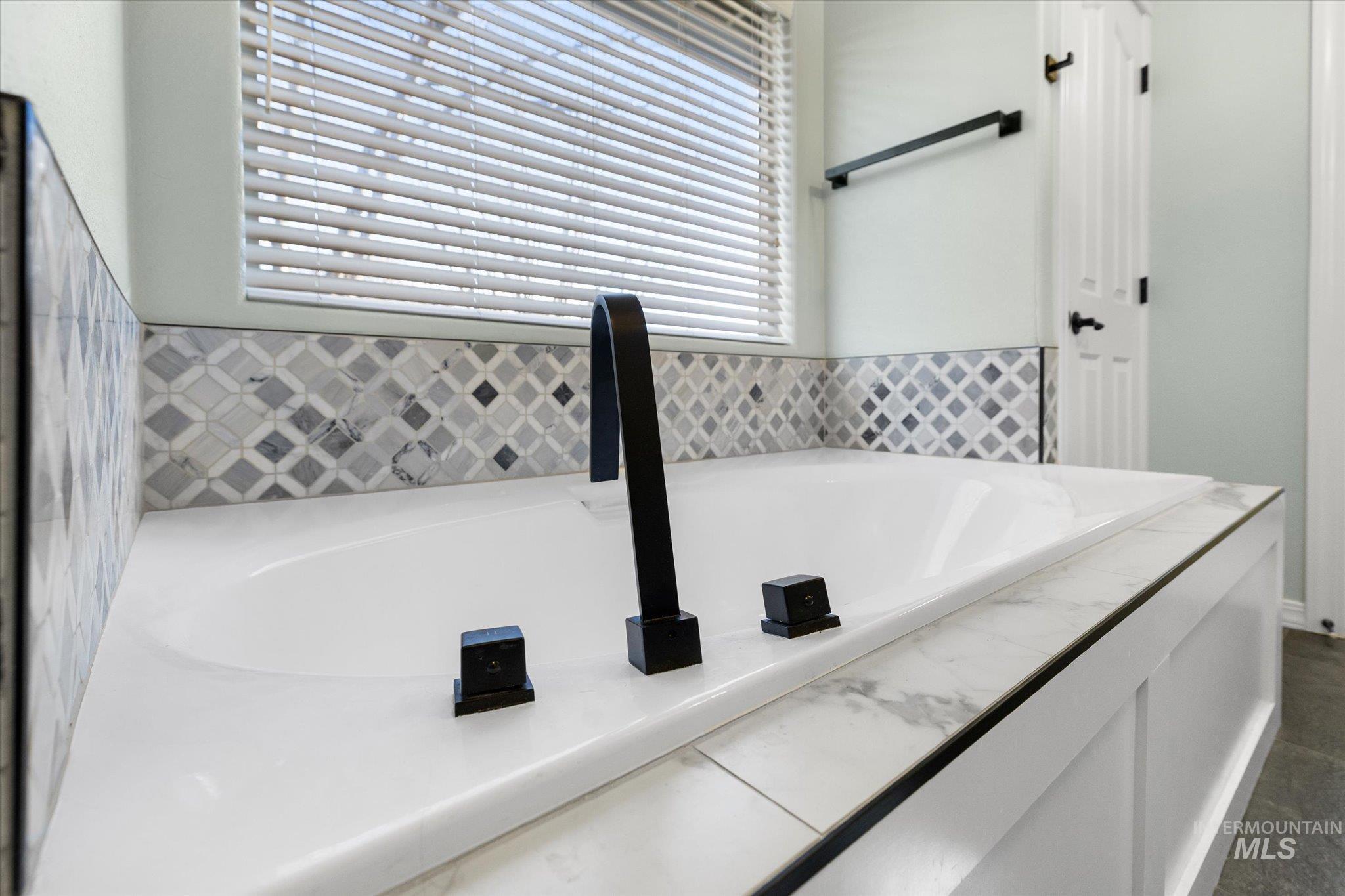 2910 S Mayflower Way, Boise, Idaho 83709-8567, 4 Bedrooms, 3 Bathrooms, Residential For Sale, Price $975,000, 98970061