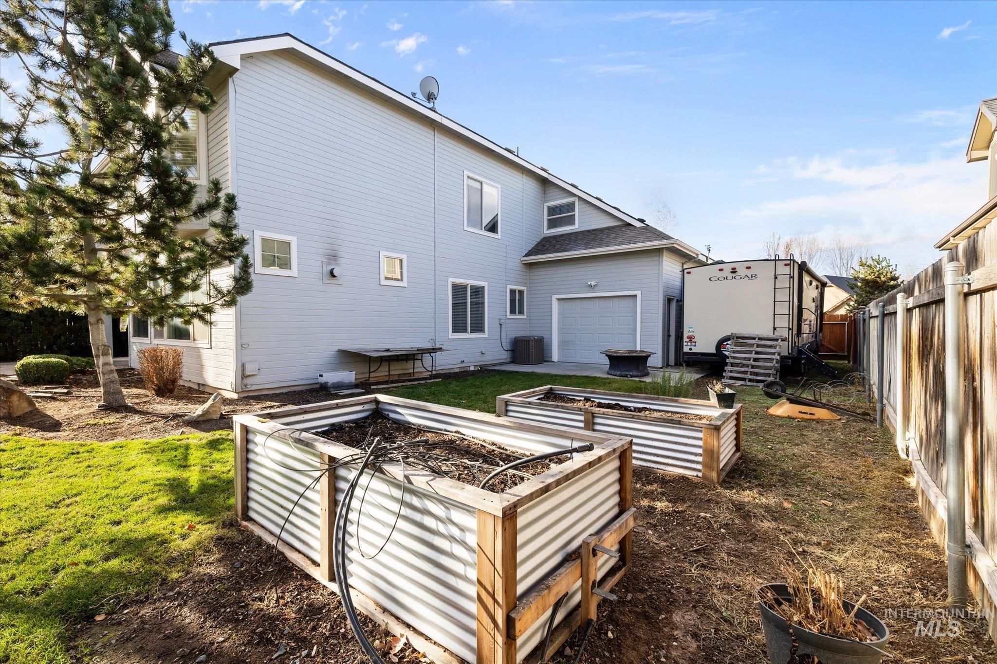 2910 S Mayflower Way, Boise, Idaho 83709-8567, 4 Bedrooms, 3 Bathrooms, Residential For Sale, Price $975,000, 98970061