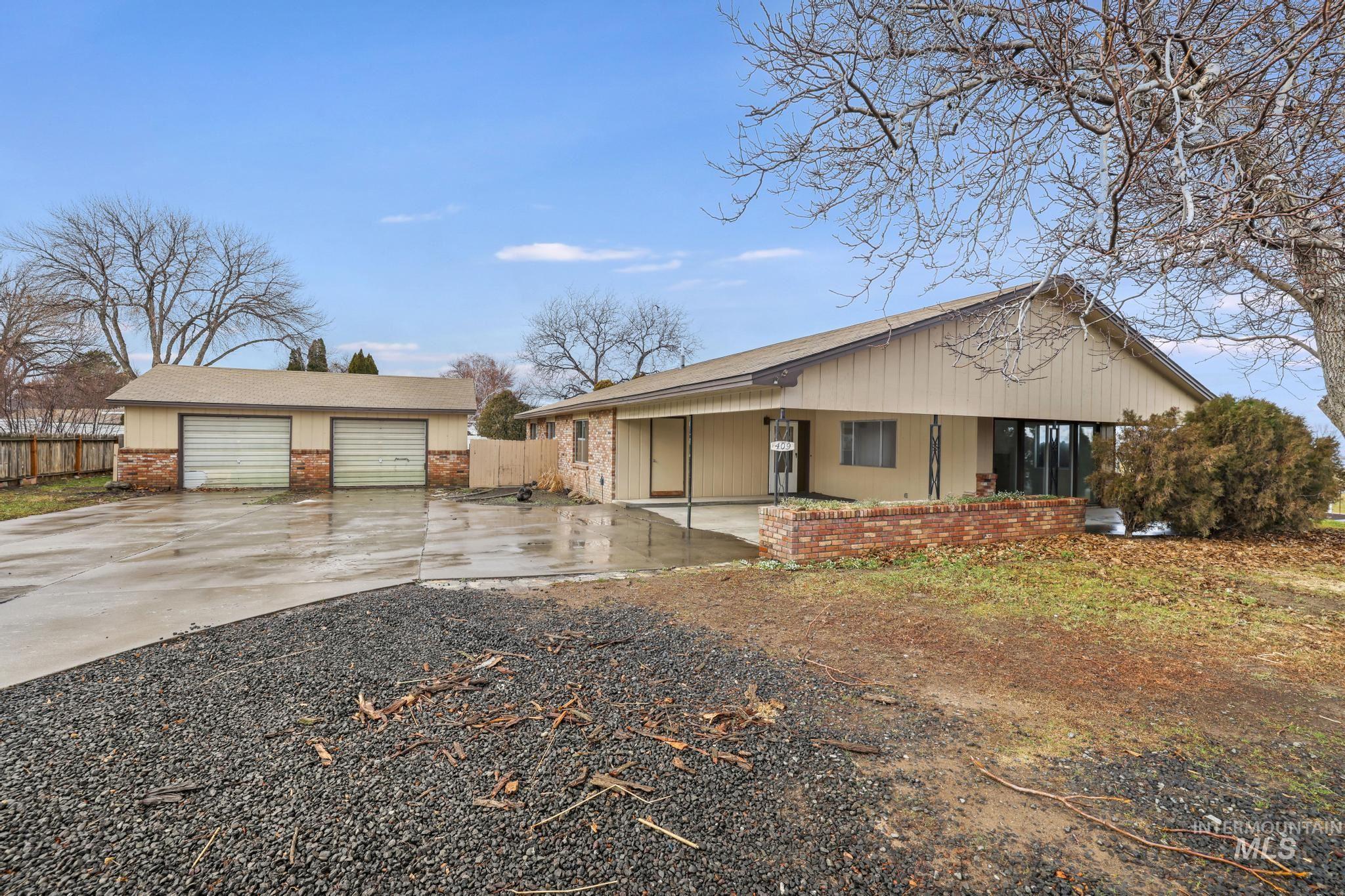 409 Clear Lakes Road, Buhl, Idaho 83316, 3 Bedrooms, 2 Bathrooms, Residential For Sale, Price $334,900, 98970062