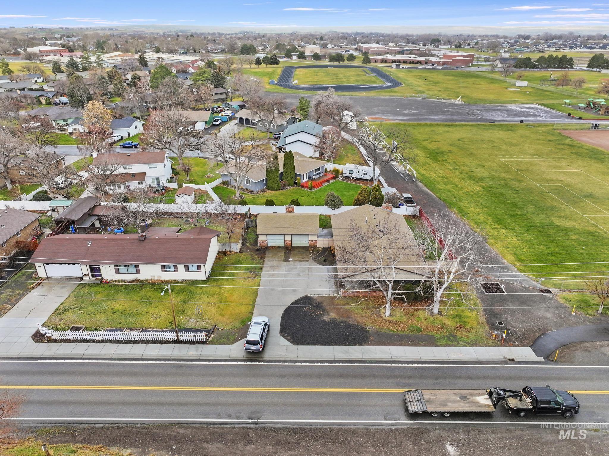 409 Clear Lakes Road, Buhl, Idaho 83316, 3 Bedrooms, 2 Bathrooms, Residential For Sale, Price $334,900, 98970062