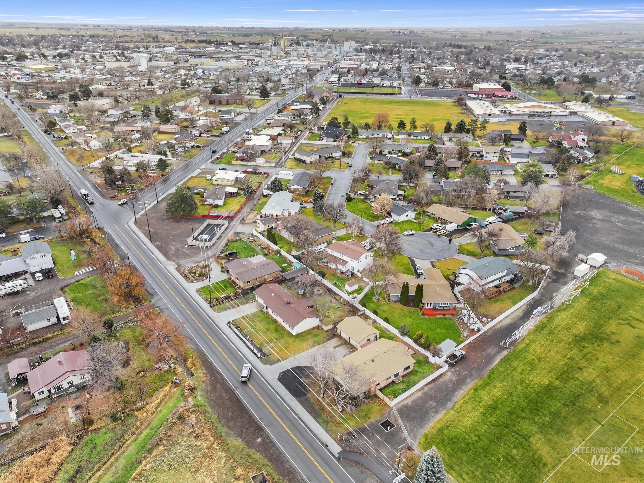 409 Clear Lakes Road, Buhl, Idaho 83316, 3 Bedrooms, 2 Bathrooms, Residential For Sale, Price $334,900, 98970062