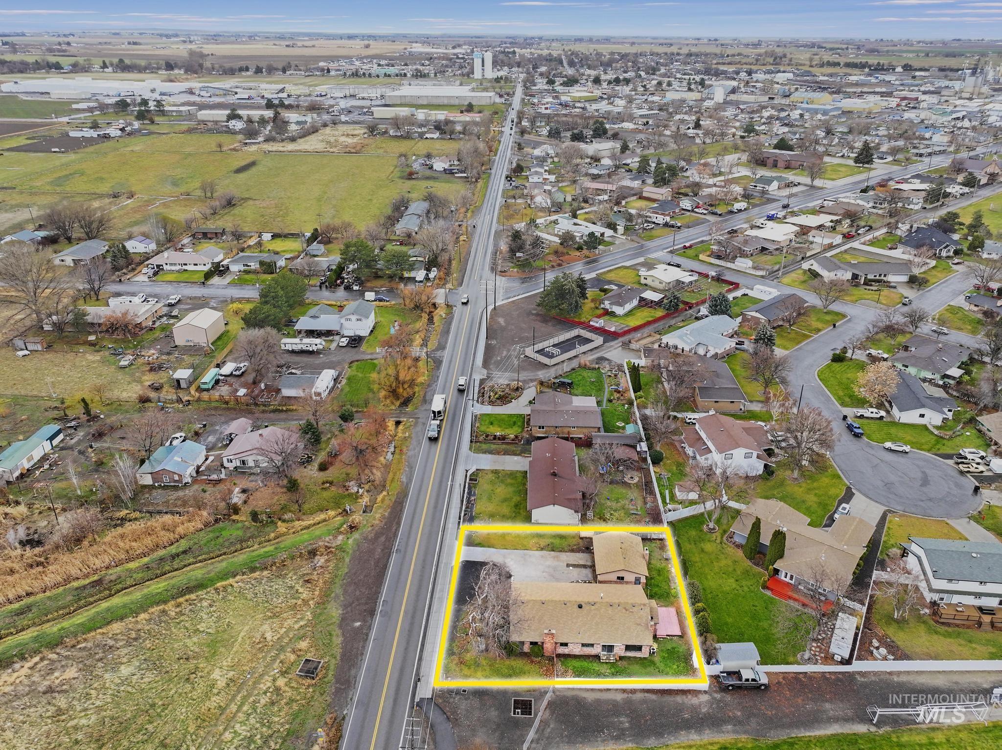 409 Clear Lakes Road, Buhl, Idaho 83316, 3 Bedrooms, 2 Bathrooms, Residential For Sale, Price $334,900, 98970062