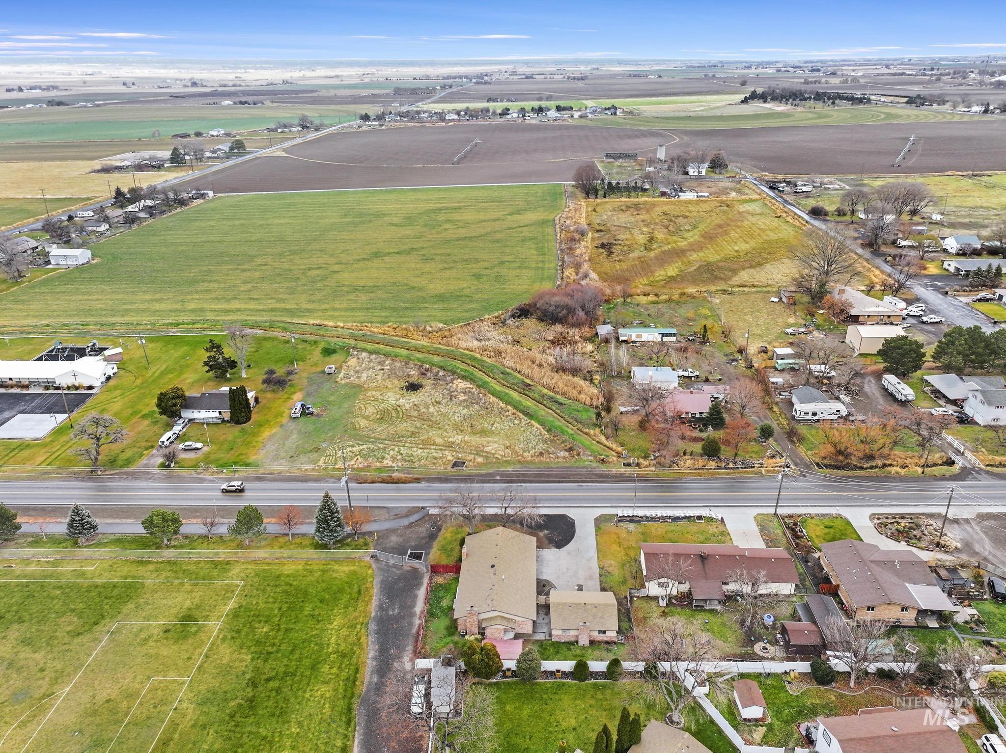 409 Clear Lakes Road, Buhl, Idaho 83316, 3 Bedrooms, 2 Bathrooms, Residential For Sale, Price $334,900, 98970062